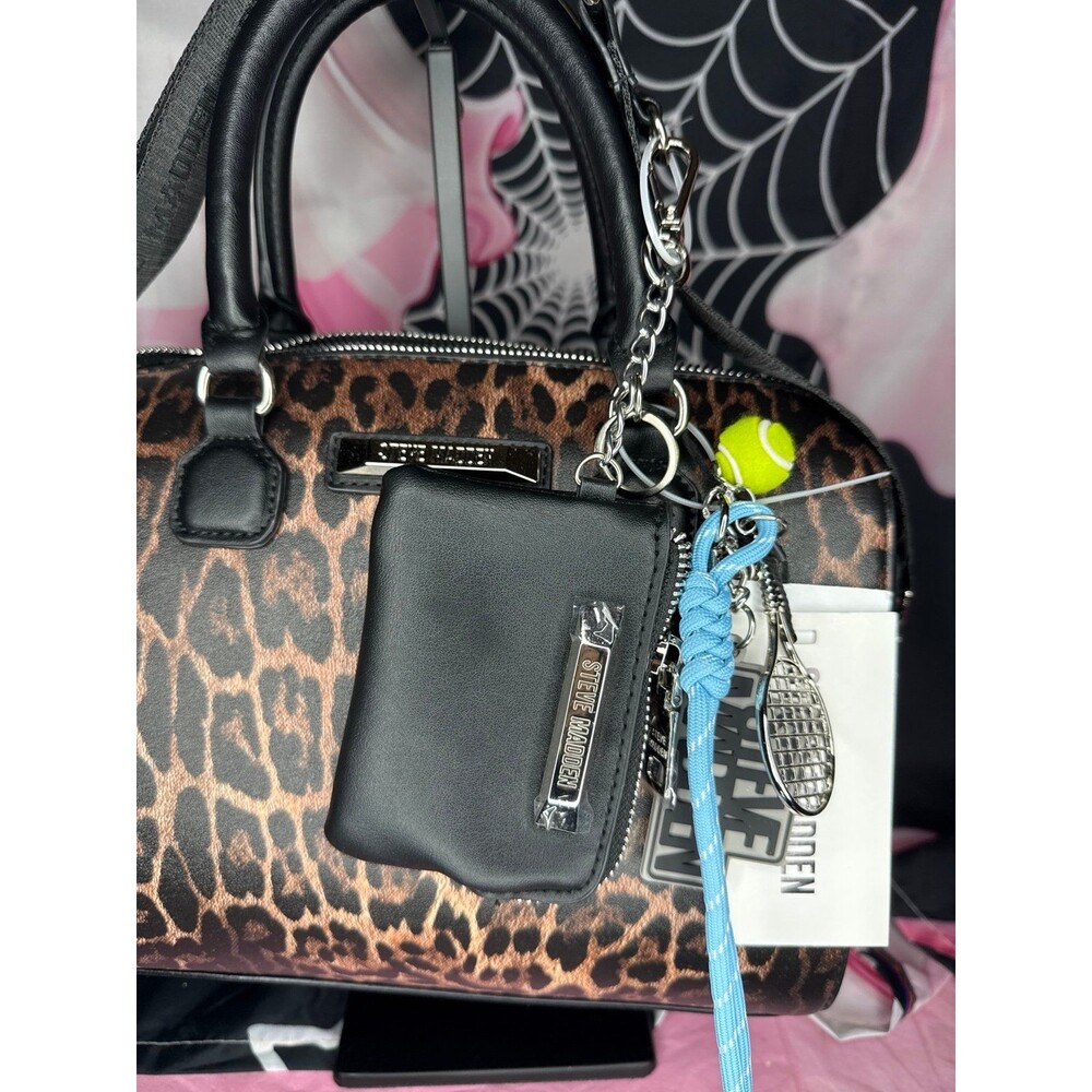New Steve Madden Leopard Print Satchel Crossbody Bag Tennis Racket Ball Charm - Picture 5 of 6
